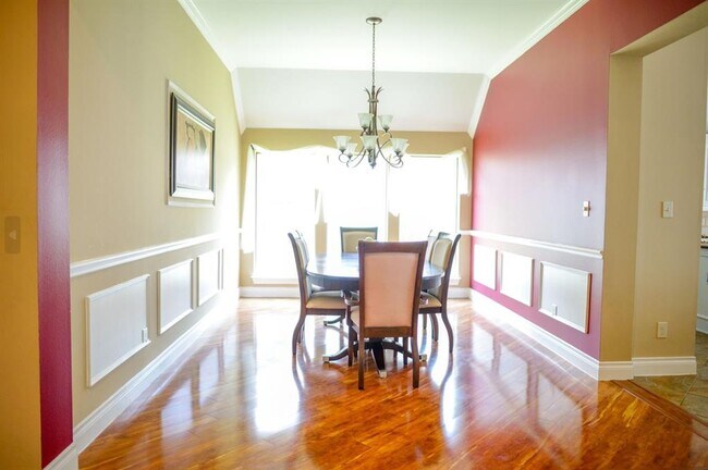 Building Photo - 6308 Silver Thistle Ln