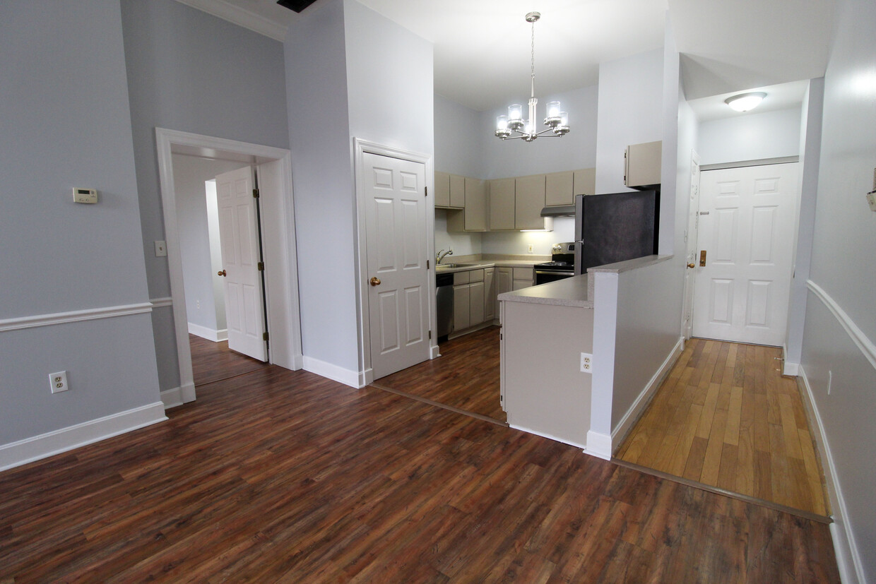 Foto principal - 432 Hopkins St