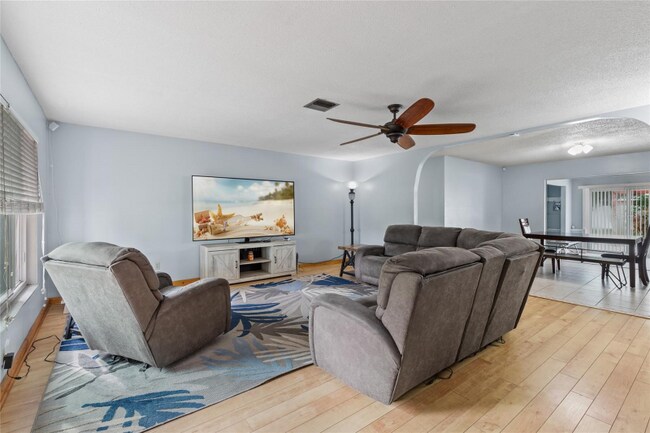 Foto del edificio - 120 43rd St NW