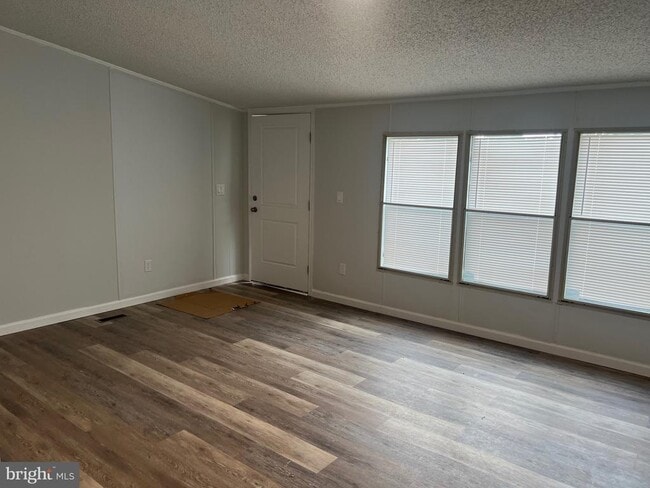 Building Photo - 107 Dugan Ct