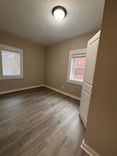 Building Photo - 818 Kurtz St