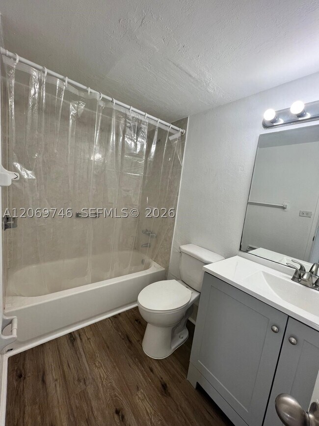 Foto del edificio - 4550 NW 9th St