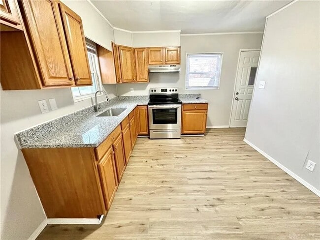 Building Photo - 4409 Danado Dr