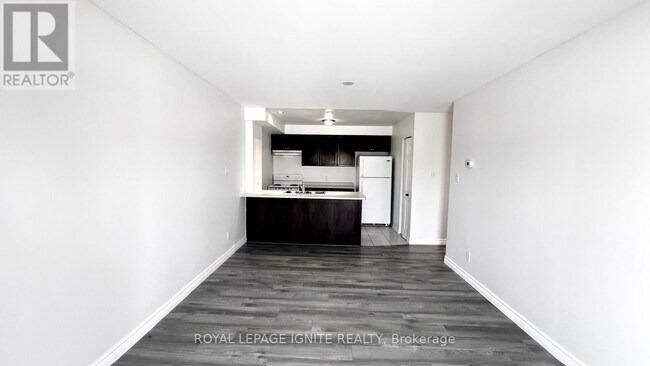 Photo du bâtiment - 128 Aspen Springs Dr