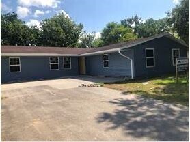 Foto principal - 5231 Balkin St