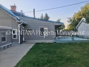 Building Photo - 2300 Ottawa St