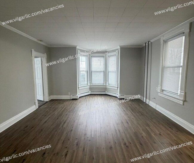 Foto del edificio - 136 Matteson St