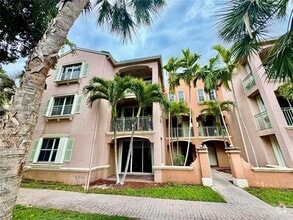 Building Photo - 6520 NW 114th Ave