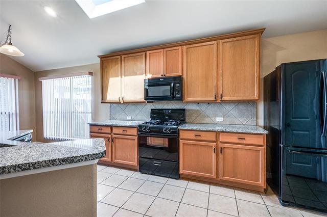 Foto del edificio - 6729 Coolwater Trail
