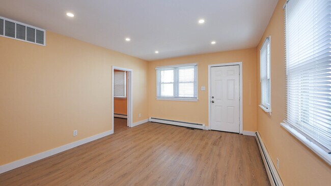 Foto del edificio - 235 8th St N