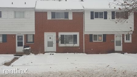 Primary Photo - 20184 15 Mile Rd