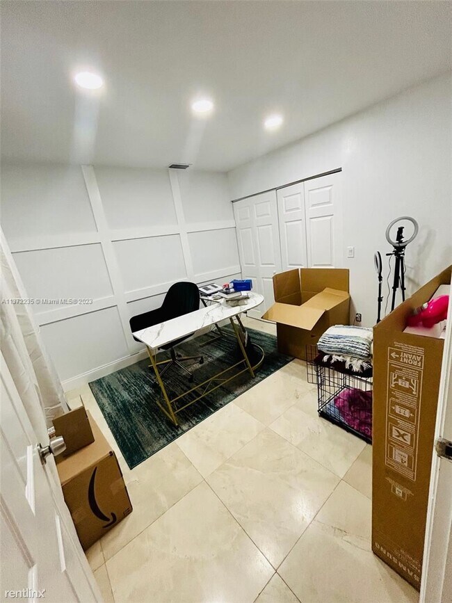 Building Photo - 3 br, 2 bath House - 3480 Torremolinos Ave...