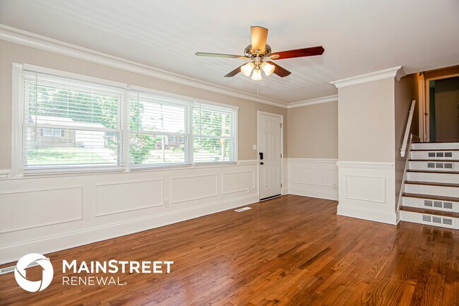 Foto del edificio - 1605 Rolling Meadow Ln
