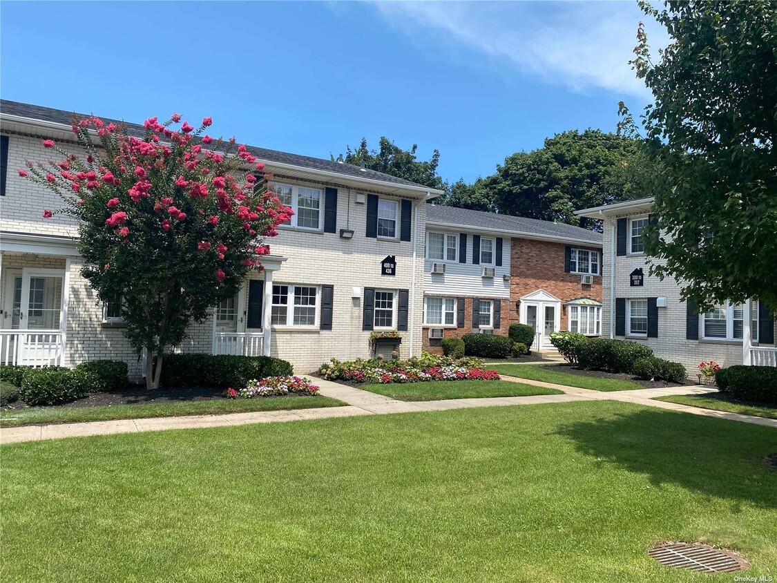Foto principal - 104 Kensington Ln