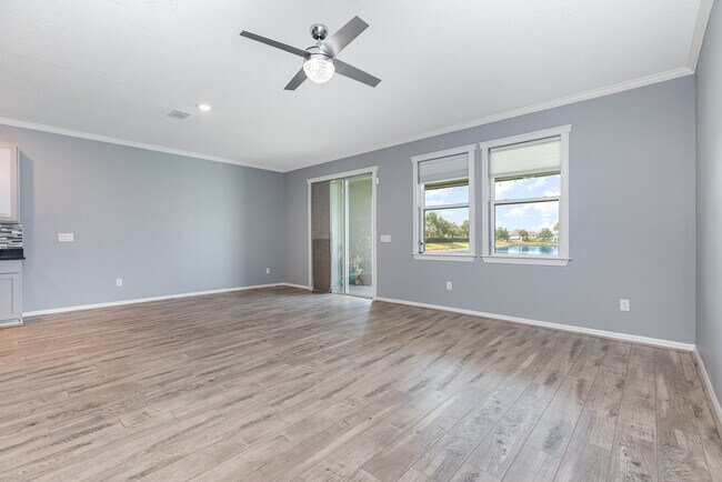 Foto del edificio - 11638 Woodleaf Dr