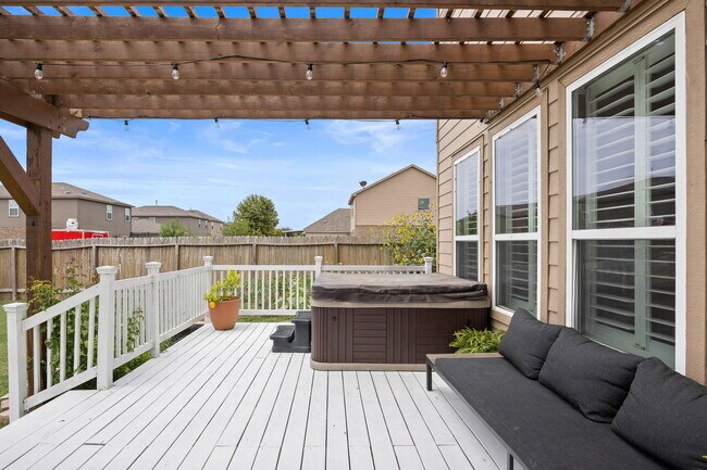 Foto del edificio - 1581 Breanna Ln