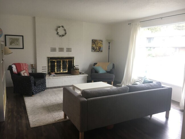 Foto del edificio - 855 Kenneth St