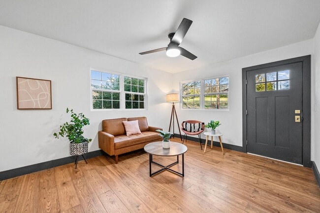 Foto del edificio - 610 Ford St