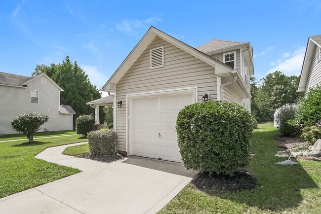 Foto del edificio - 734 Ablow Dr