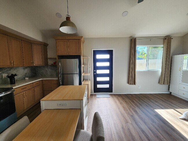 Foto del edificio - 3149 E Juniper Ave