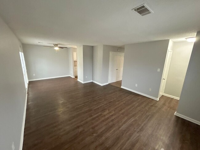 Building Photo - 3319 Kristy Dr