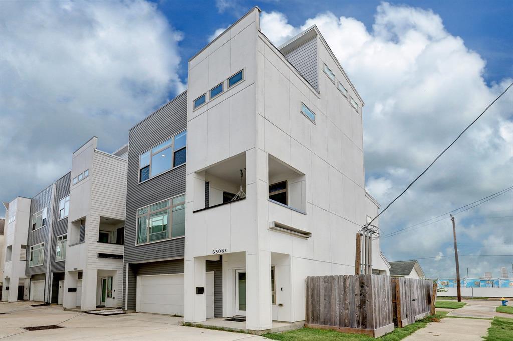 Foto principal - 3308 Pease St