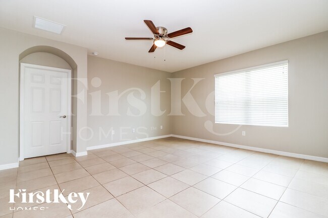 Foto del edificio - 710 SW 12th St