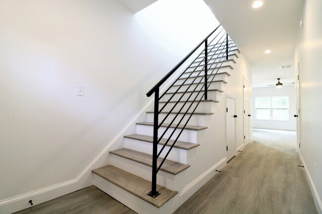 Foto del edificio - 129 Independence Ln