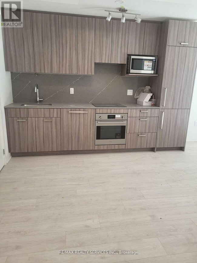 Building Photo - 69 Curlew Dr