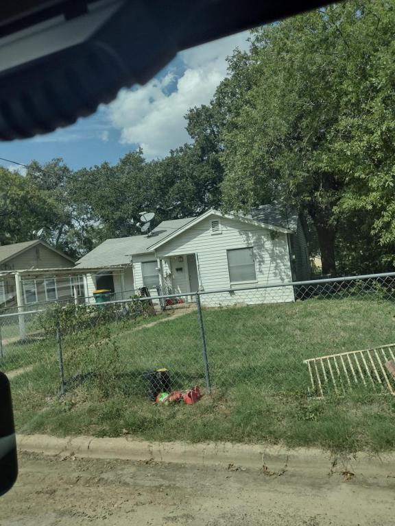 111 Austin St, Gatesville, TX 76528 House Rental in Gatesville, TX