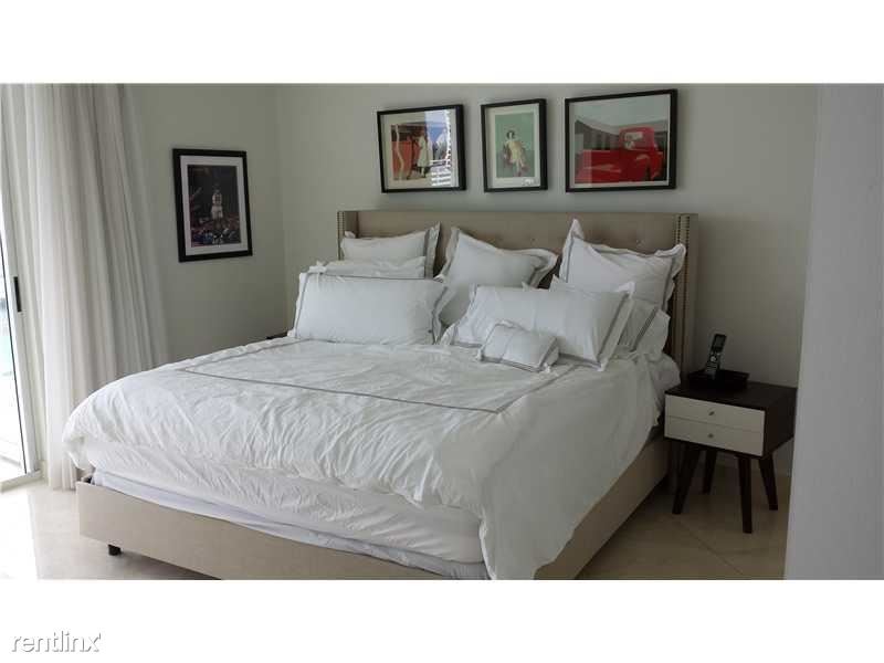 2 br, 2 bath - 10 Venetian Way # 10 - 2 br, 2 bath  - 10 Venetian Way # 10