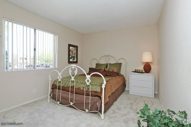 Bedroom - Allanza at The Lakes