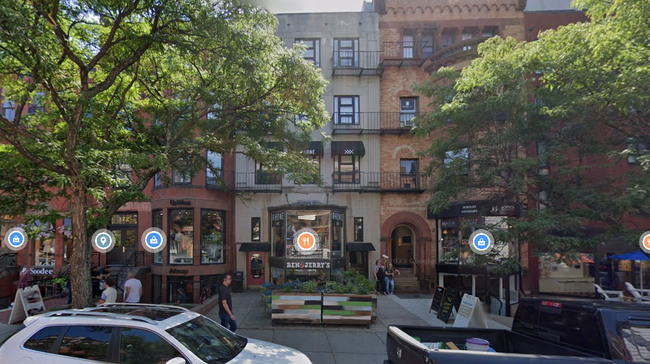 Foto del edificio - 176 Newbury St