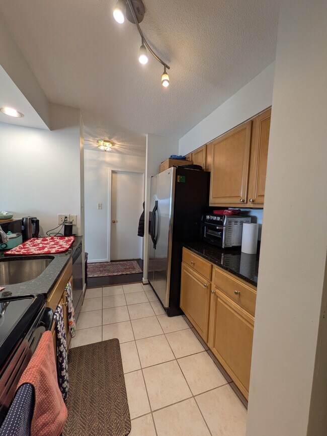 Foto del edificio - 2111 Wisconsin Ave NW