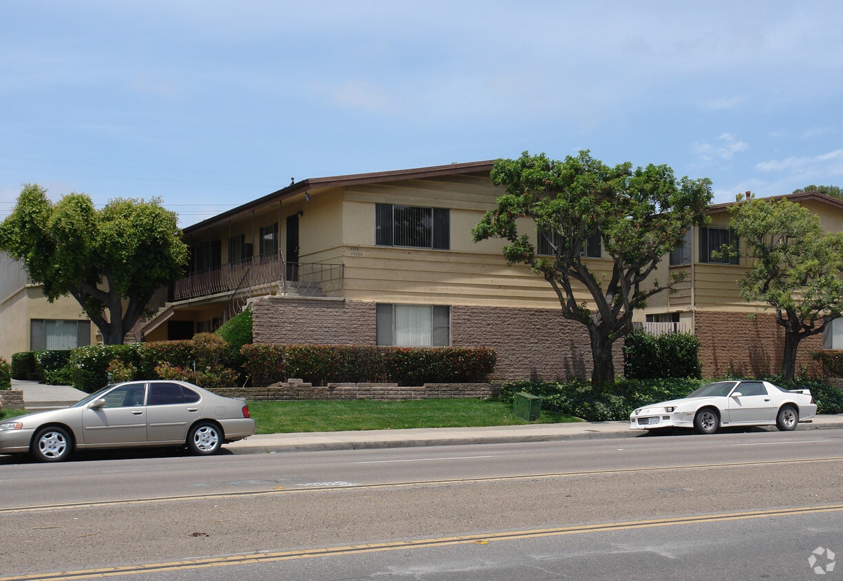 Primary Photo - 4514-4518 Clairemont Dr