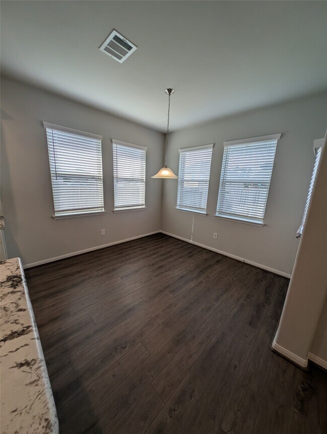 Foto del edificio - 30454 Butternut Oak Ln