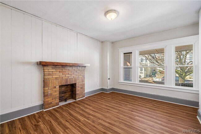 Foto del edificio - 109 Spaulding St