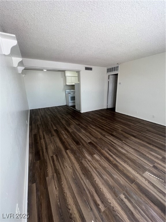 Foto del edificio - 595 S Royal Crest Cir