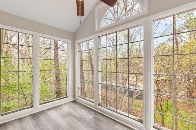 Foto del edificio - 204 Countryside Ln