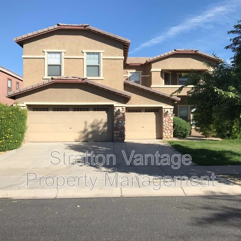 Primary Photo - 15960 W Mescal St
