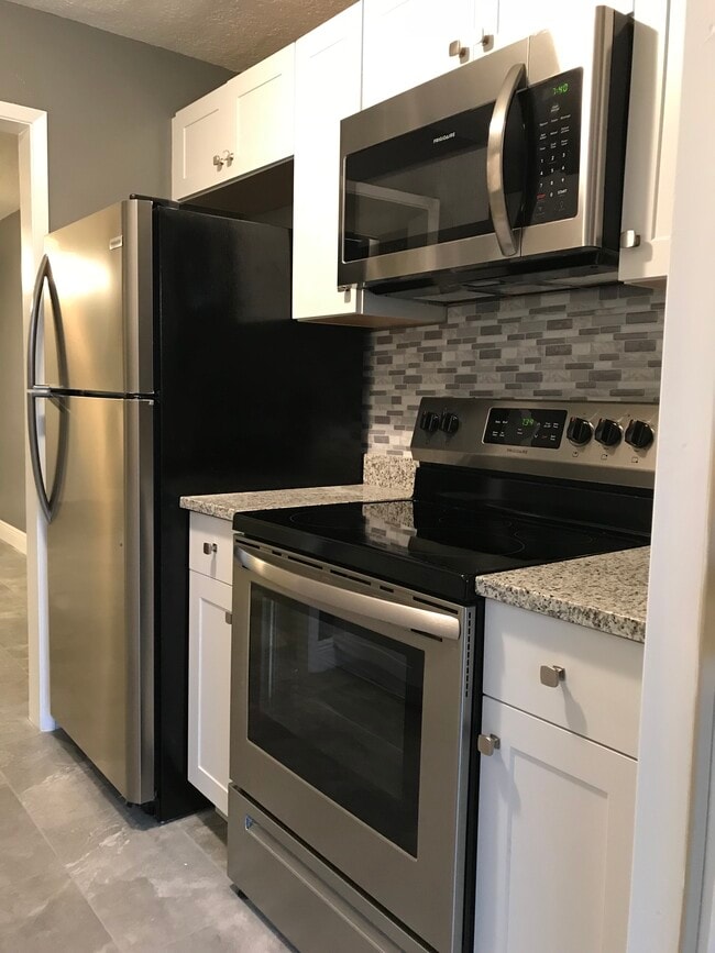 Tic Tac Backsplash - 128 NW 13th Avenue
