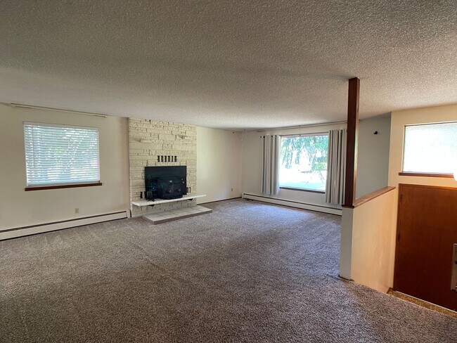 Foto del edificio - Spacious Home Right in the Heart of Coving...