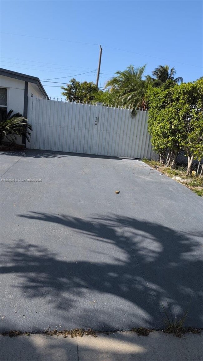 Foto del edificio - 11525 SW 47th Terrace