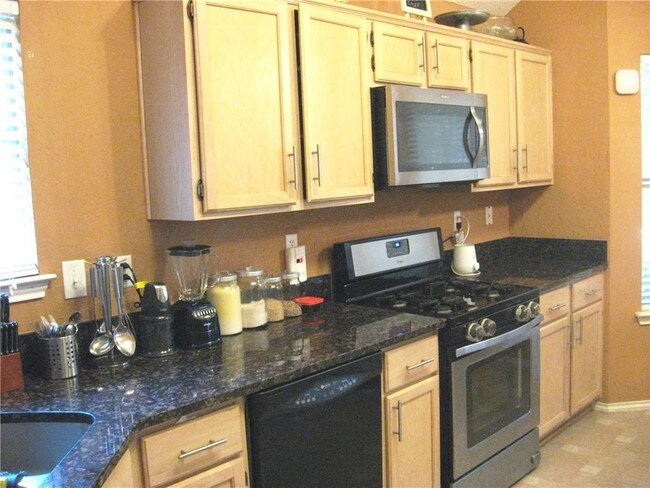 Foto del edificio - 1104 Chesapeake St