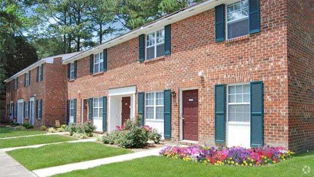 Foto del edificio - Thousand Oaks Apartments & Townhomes