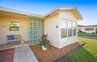 Building Photo - 5289 Lakefront Blvd