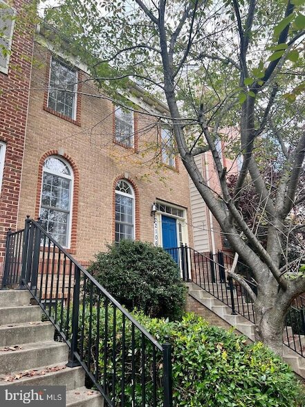 Foto del edificio - 22106 Fair Garden Ln