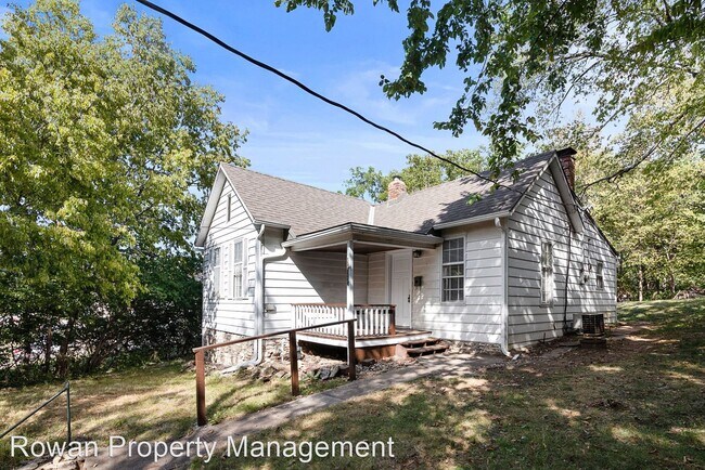Foto del edificio - 2 br, 1 bath House - 3909 Springfield Ave