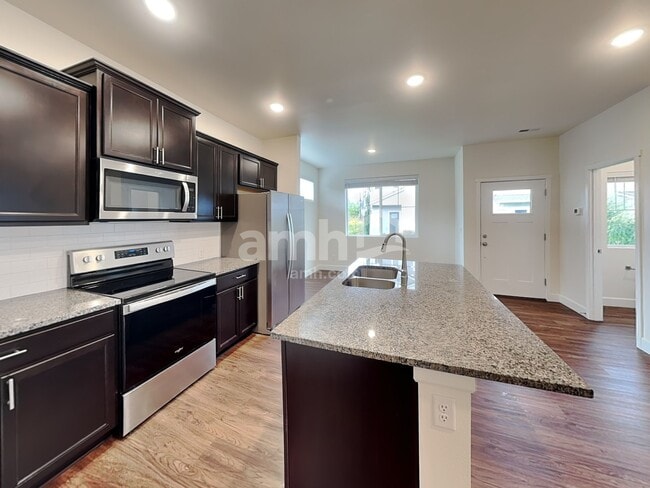Building Photo - 33064 Eagle Peak Ln