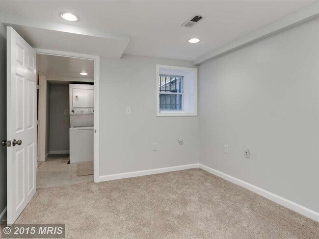 Foto del edificio - 137 P St NW